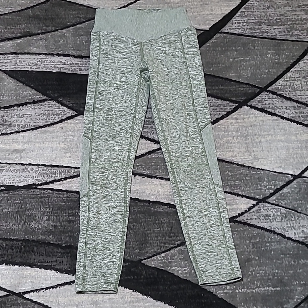 VS PINK 2019 COZY OLIVE ANKLE LEGGINGS